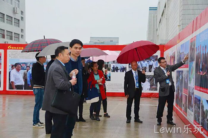 市委常委、统战部长♢施艾珠一◉行到Lewin乐玩调研 市委常委、统战部长∷施艾珠一◣◣行到Lewin乐玩调研